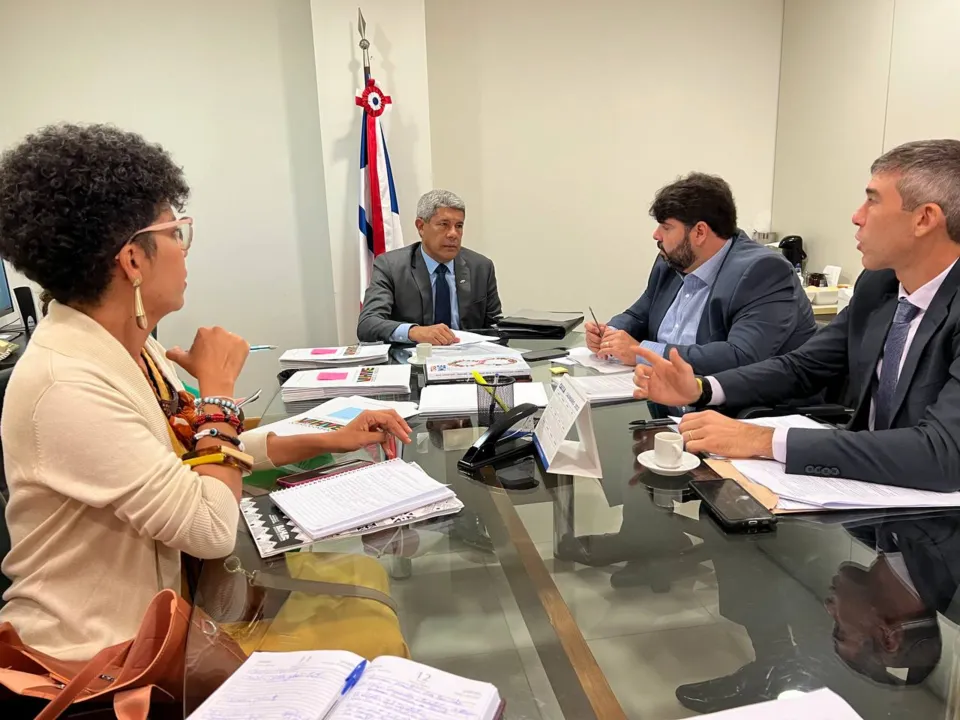 Jerônimo com os secretários Ãngela Guimarães, Adolpho Loyola e Marcelo Werner