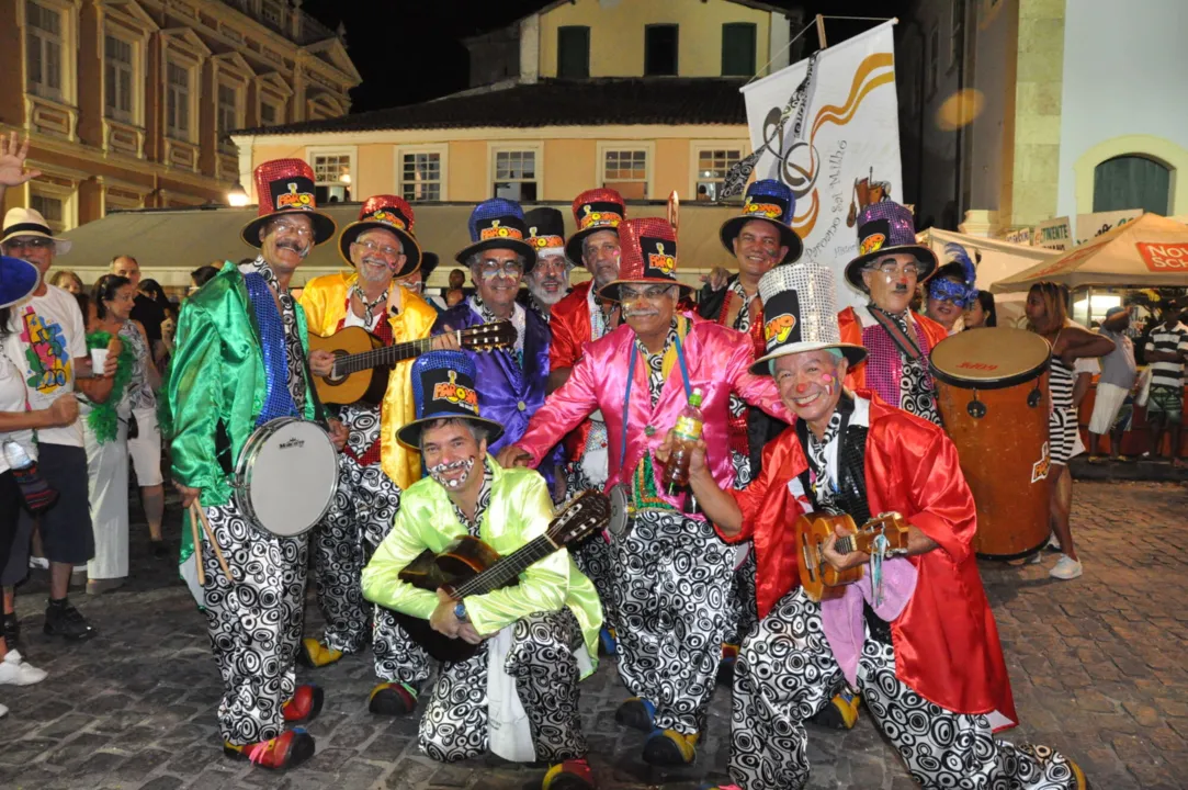 Rapaziada do Paroano Sai Milhó, sempre cheia de energia para espalhar música e alegria