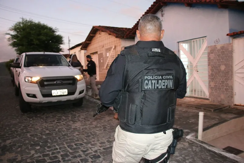 Mais de 80 policiais civis participam do cumprimento das medidas cautelares