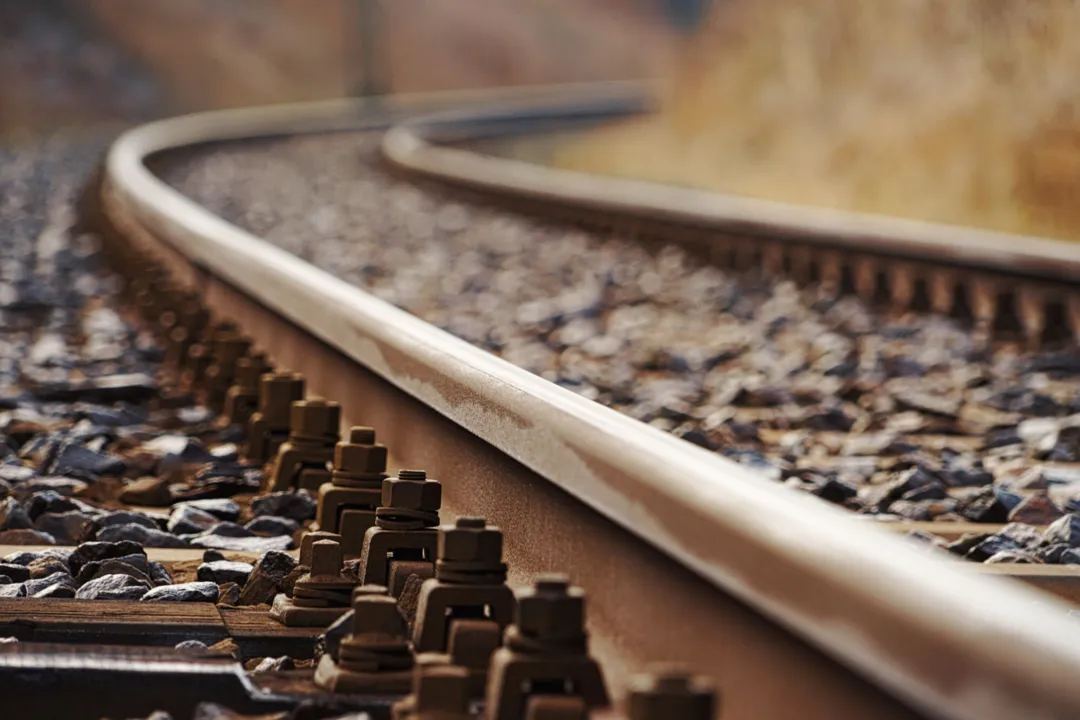 Ferrovia foi concebida com o propósito de ser a espinha dorsal do sistema ferroviário brasileiro