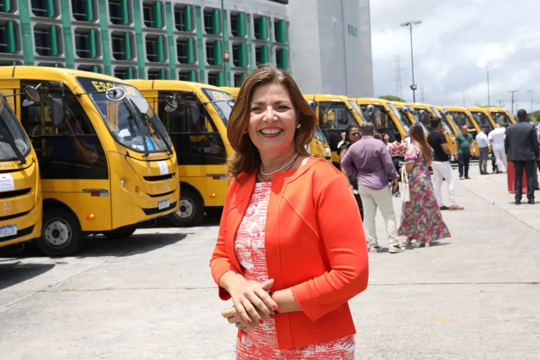 Secretária de educação do estado da Bahia, Adélia Pinheiro