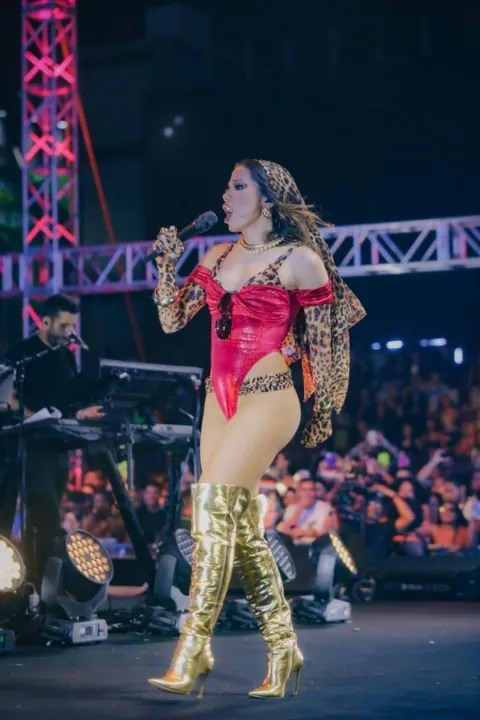 Em 2023, a cantora começou a folia mais cedo, com os “Ensaios da Anitta”, prévia que vem rodando o Brasil desde janeiro