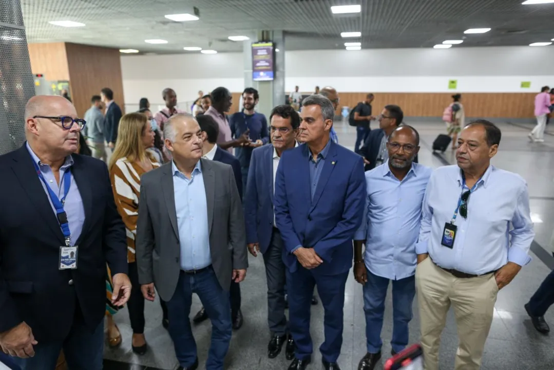 França visitou Aeroporto de Salvador na manhã desta quarta, 15