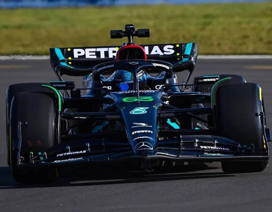 Imagem ilustrativa da imagem Mercedes apresenta novo carro para temporada 2023 da F1