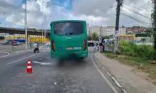 Imagem ilustrativa da imagem Motociclista morre em batida com ônibus em Salvador