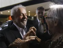 Imagem ilustrativa da imagem Lula questiona onda de violência da extrema direita