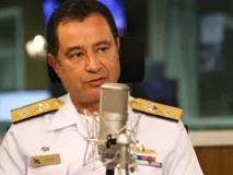 Imagem ilustrativa da imagem Comandante da Marinha decide não participar de troca de comando