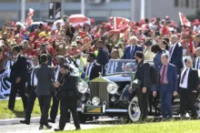 Imagem ilustrativa da imagem Ex-presidente Dilma participa da cerimônia de posse de Lula