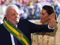Imagem ilustrativa da imagem No primeiro dia, Lula revoga decretos de Bolsonaro