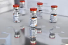 Imagem ilustrativa da imagem Saúde renegocia prazo de entrega de vacina pediátrica contra a Covid