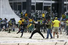 Imagem ilustrativa da imagem STF rejeita habeas corpus de presos após atos golpistas em Brasília