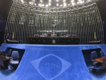 Imagem ilustrativa da imagem Brasil mantém desempenho ruim em ranking que mede corrupção