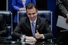 Imagem ilustrativa da imagem Pacheco concede aumento de 18,13% na cota parlamentar dos senadores