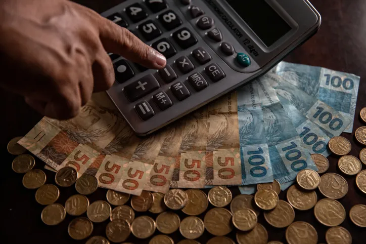 Núcleo auxilia o devedor a identificar o valor correto da divida e as taxas de juros