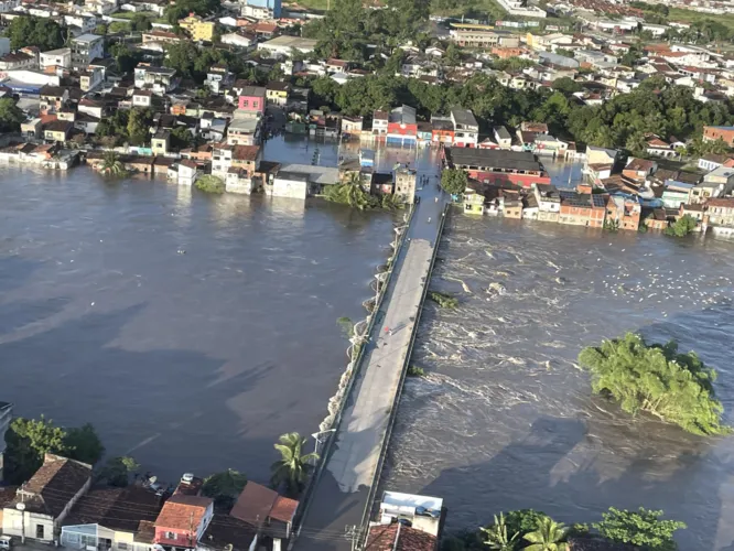 Ipiaú, um dos mais castigados com a cheia do Rio de Contas