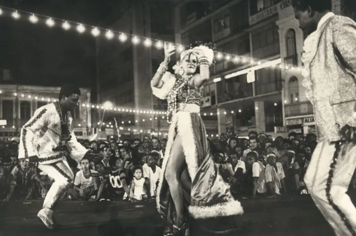 Escolas de samba davam beleza e brilho ao Carnaval de Salvador