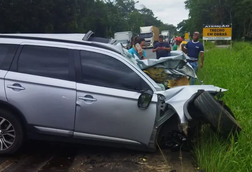 Motorista da caçamba não sofreu ferimentos