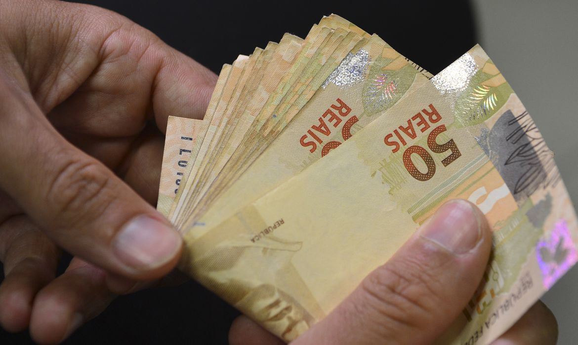 O salariômetro mostra também que 16,6% das negociações garantiram reajuste igual ao INPC