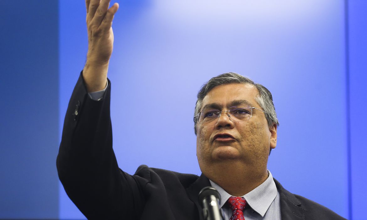 Nomeação de Torres para Segurança do DF foi 'erro político', diz Dino