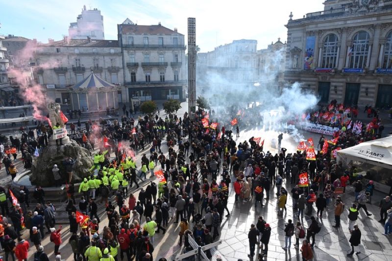 França Tem Dia De Manifestações Em Massa Contra Reforma Da Previdência A Tarde 5527