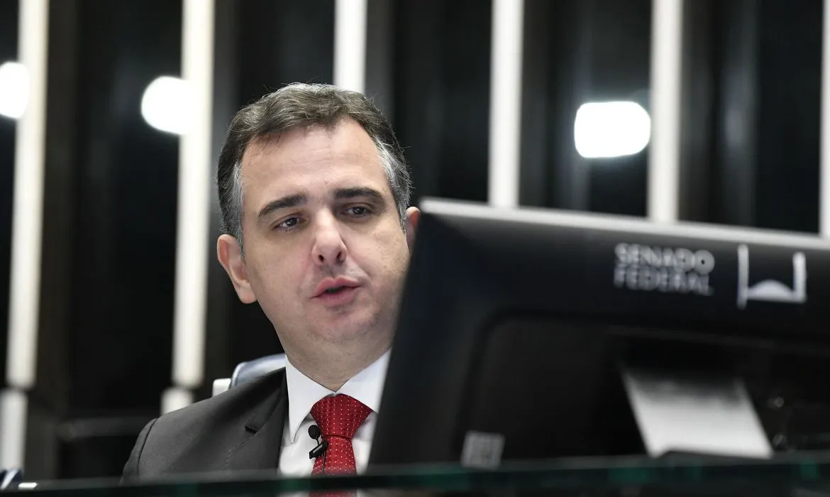 Rodrigo Pacheco (PSD-MG) vai levar proposta da CPI ao Colégio de Líderes