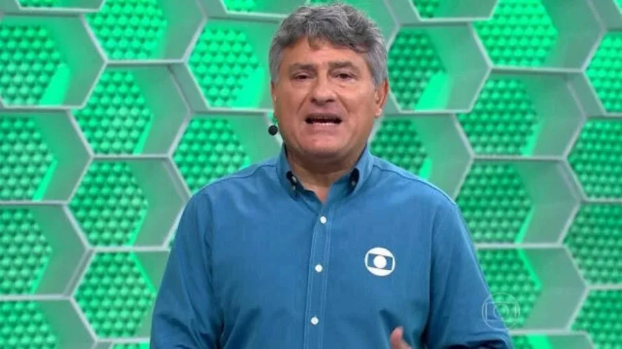 Dias após se demitido da Globo, Cléber Machado será a voz da Record nas finais do Campeonato Paulista