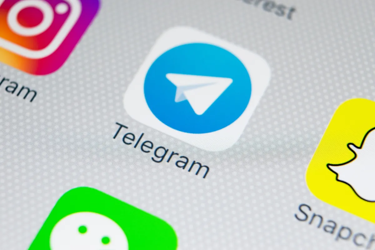 Telegram enviou dados de envolvidos em mensagens de ódio para evitar suspensão e multa de R$ 100 mil por dia.