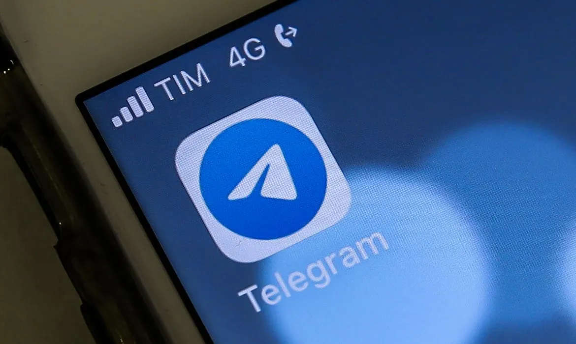 Telegram volta a operar no Brasil