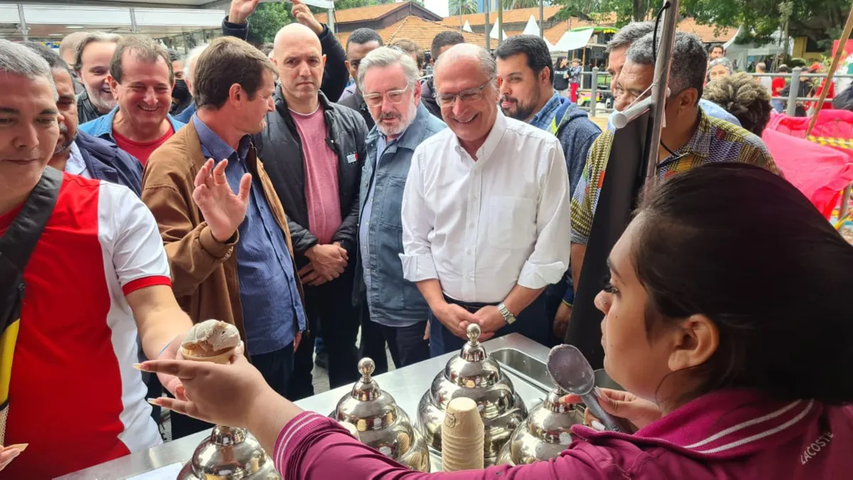 Alckmin e ministros comparecem à Feira Nacional da Reforma Agrária
