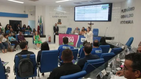 Primeira audiência pública sobre PDDU de Camaçari aconteceu nesta segunda-feira, 15, na Câmara Municipal