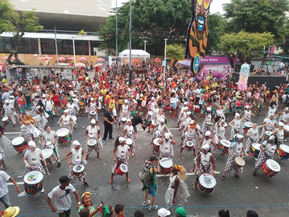 Desfile deste ano tem como tema "Afrofuturismo: o Algoritmo dos Búzios"