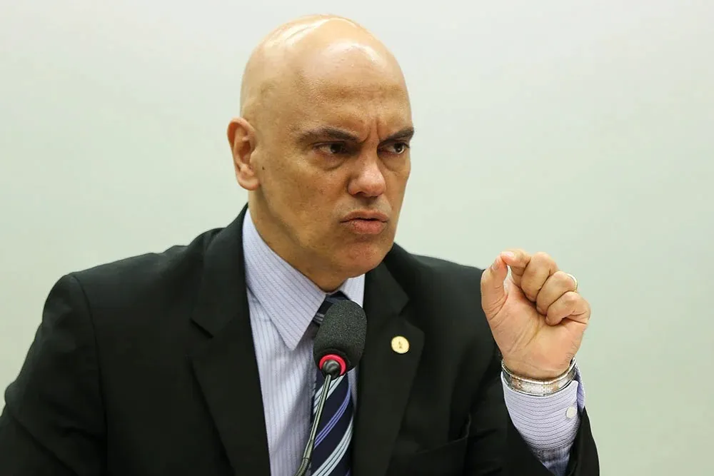 A partir da decisão de Moraes, Justiça Militar não tem competência para julgar militares envolvidos em atos golpistas