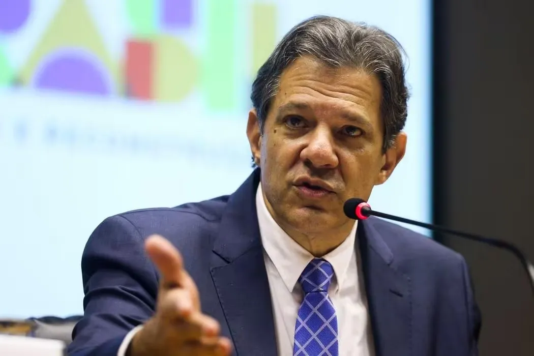 A partir desta quarta-feira, 1º, será retomada a cobrança de impostos sobre os combustíveis