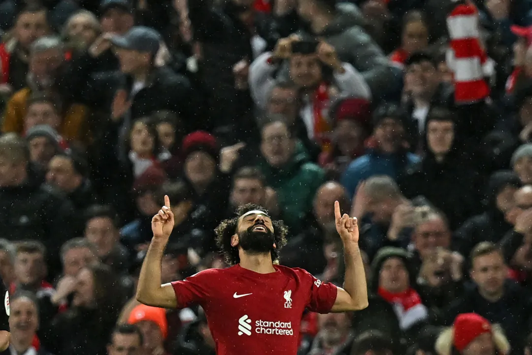 O atacante Salah se tornou o maior artilheiro da história do clássico