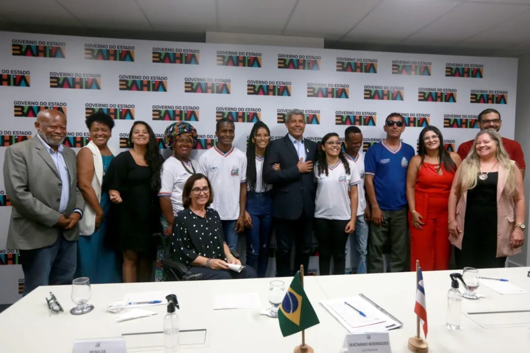 Encontro de governador, estudantes e professores da rede estadual aconteceu na Governadoria