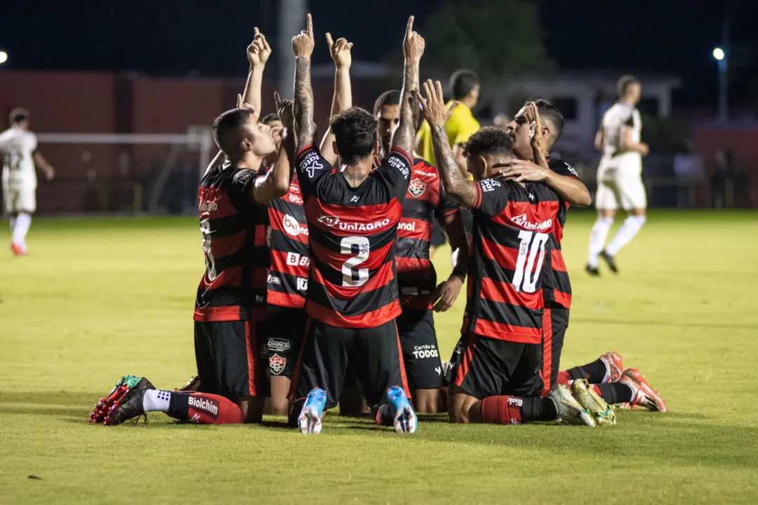 O Vitória conseguiu sair pela primeira vez com os três pontos em uma partida da Copa do Nordeste