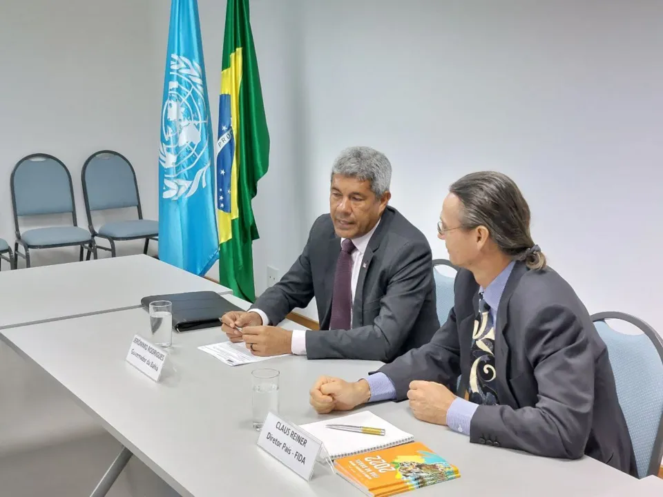 "Hoje, estamos aqui  com uma agenda cheia, apertada, mas muito boa", disse Jerônimo Rodrigues