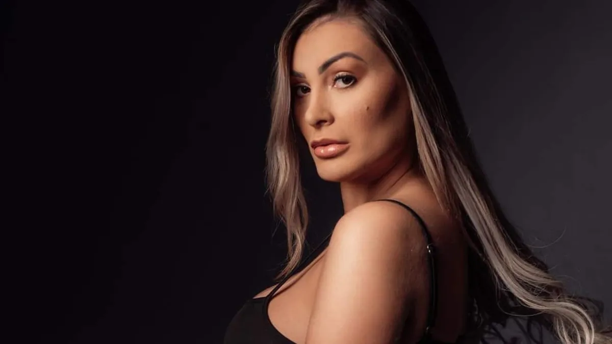 Andressa Urach volta a citar caso com Cristiano Ronaldo