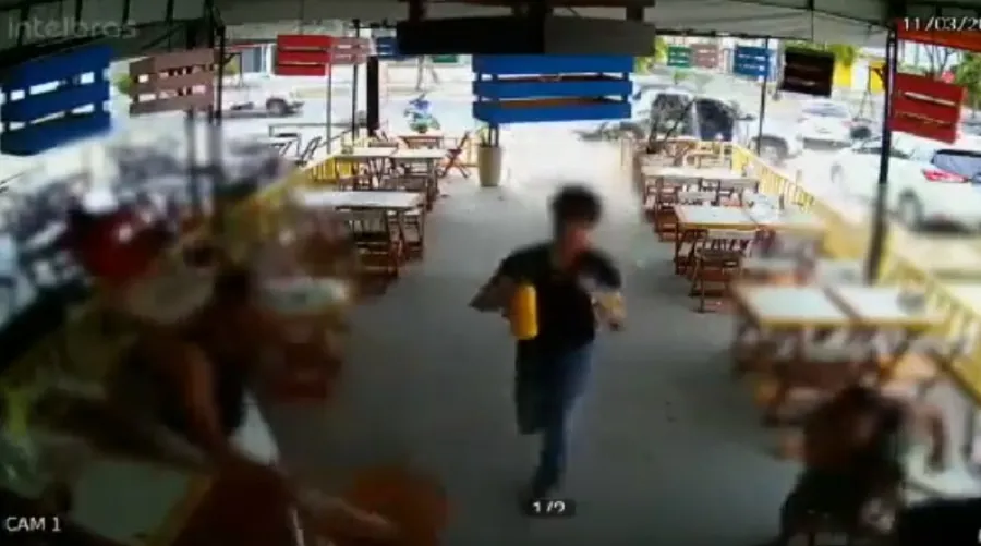 Imagem ilustrativa da imagem Vídeo: câmera de segurança registra momento da execução de empresário