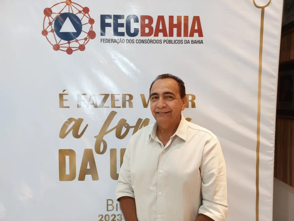 Zezo Aragão (PSDB), prefeito de Santa Rita de Cássia