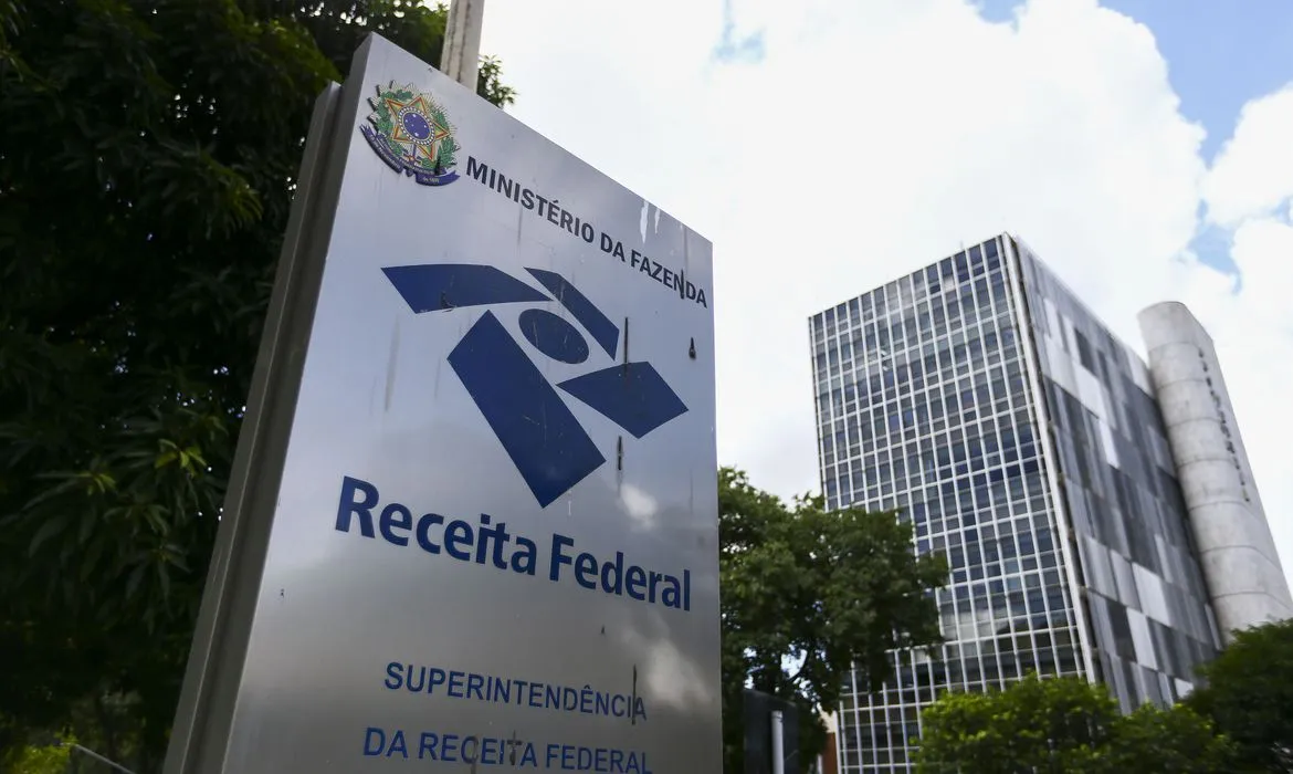 As regras da Receita Federal são revisadas a cada período e podem sofrer alterações de um ano para outro