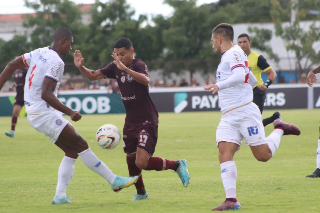 Leão do Sisal e Esquadrão de Aço fizeram jogo disputado em Riachão do Jacuípe