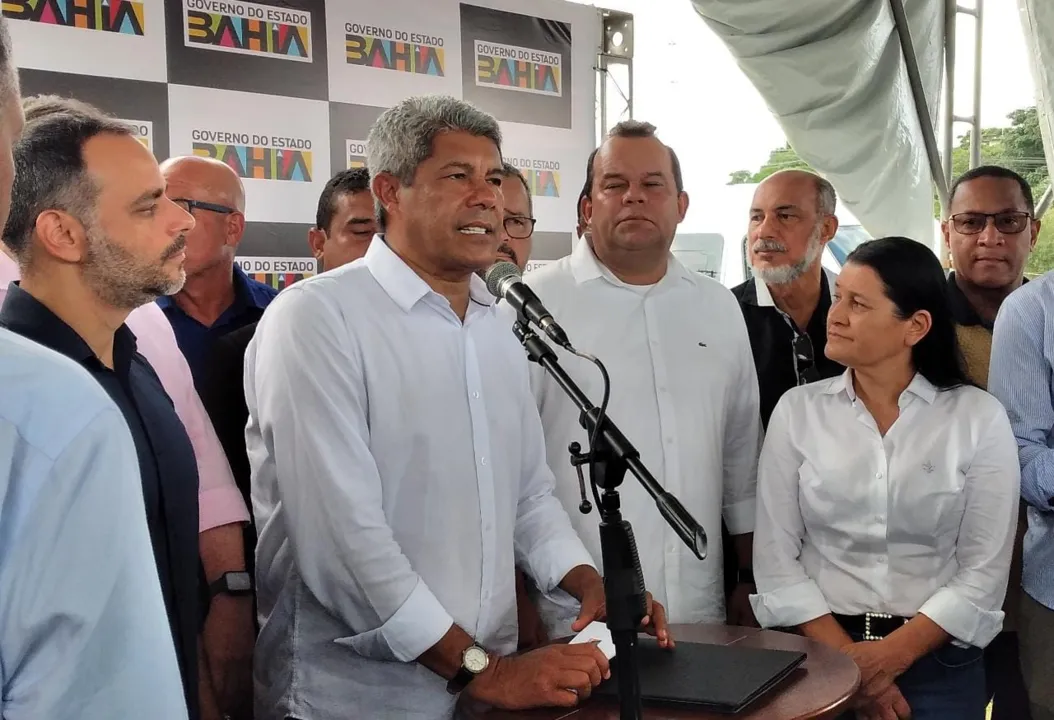 "Espero que a vaidade fique longe da gente, que os valores que não sejam cuidar de Salvador, fiquem longe de nós",  disse Jerônimo Rodrigues em evento na última semana