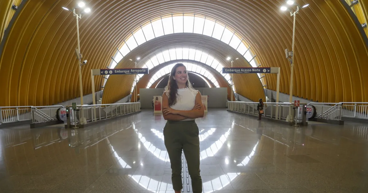 Verena Ribeiro entrou na equipe de construção do Metrô de Salvador como estagiária, em 2014, e hoje é analista