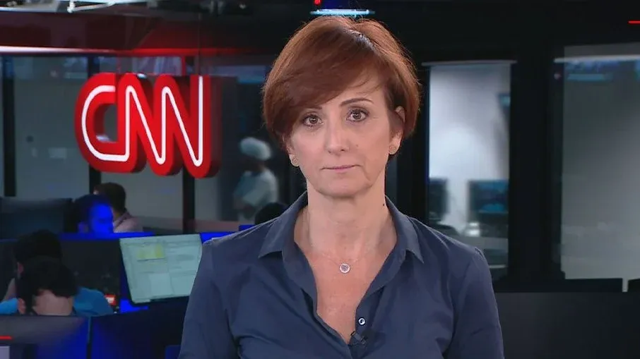 Imagem ilustrativa da imagem Jornalista Thais Herédia pede demissão da CNN Brasil após 3 anos