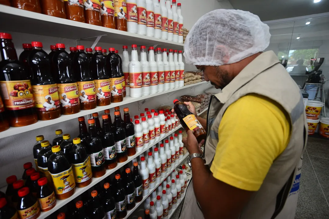 Fiscalização do comércio de produtos típicos da Semana Santa