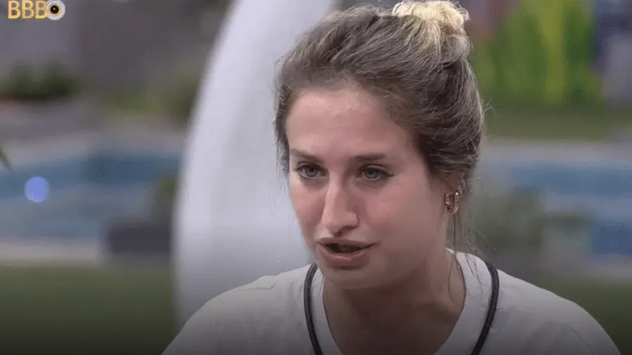 O verso de Bruna viralizou e gerou críticas dos internautas, que enxergaram um cunho racista na frase