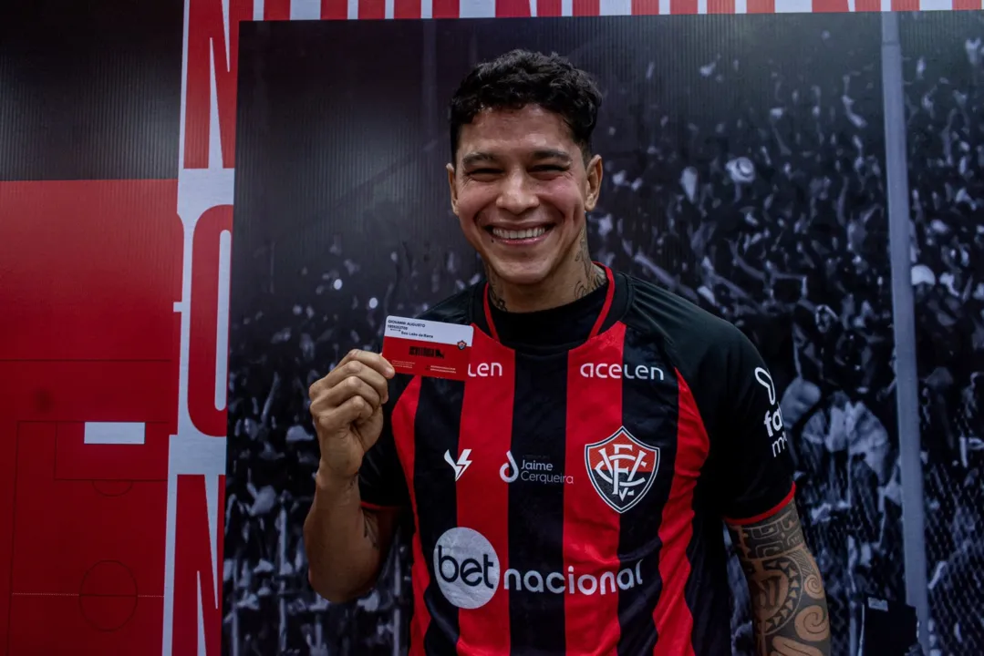 O jogador, revelado pelo Atlético Mineiro, já defendeu o Guarani e o Mazatlán, do México