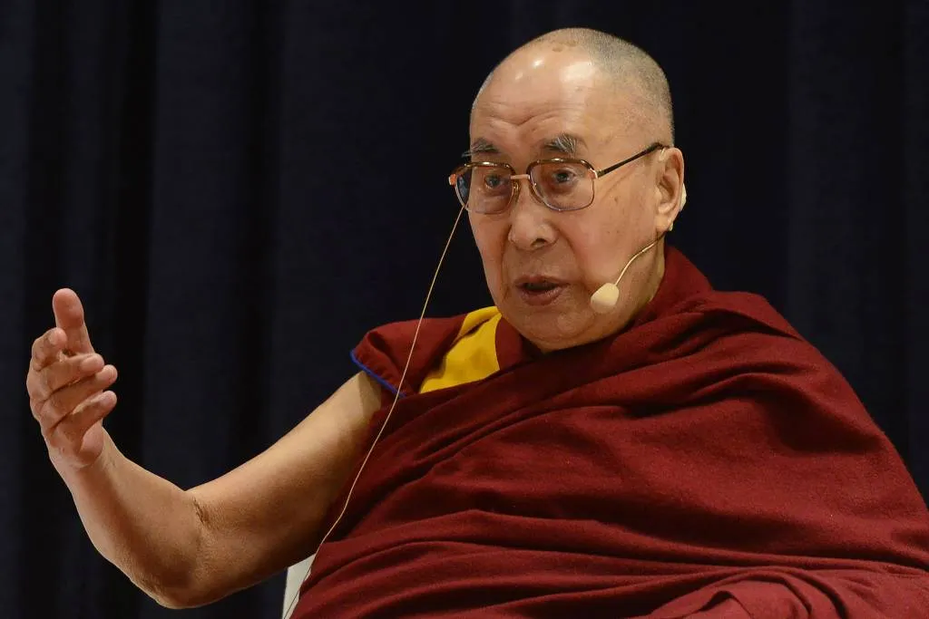 Internautas chamaram atitude de líder espiritual de "nojenta" e "absolutamente doentia"