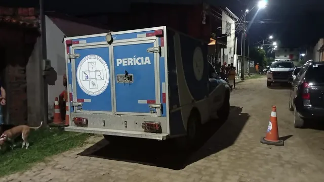 O primeiro assassinato aconteceu nas primeiras horas da Sexta-feira Santa